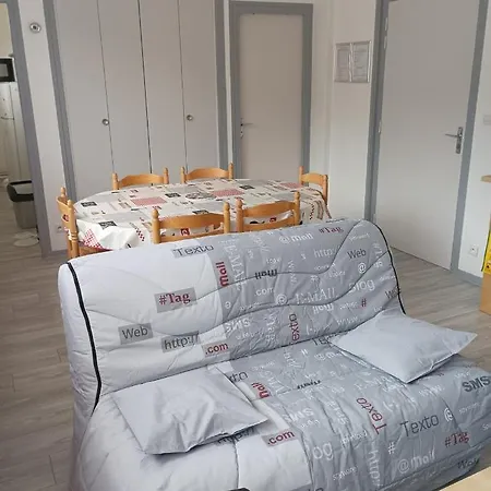 La Voliere Des Pics דירה לה מן-דור